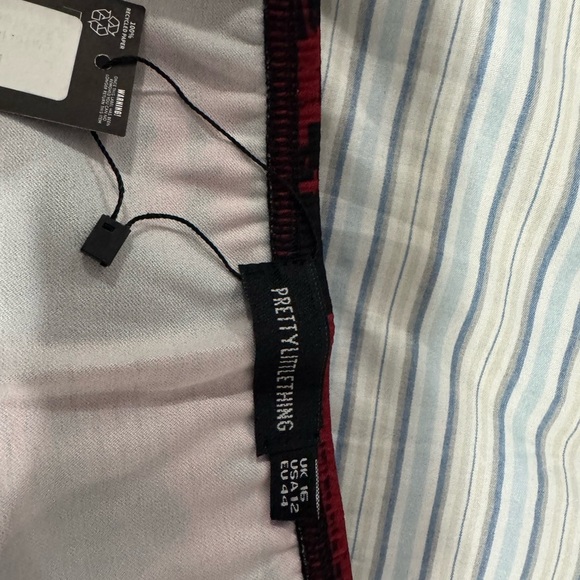 PrettyLittleThing Red and Black Graphic Bustier size USA 12 - Picture 5 of 10